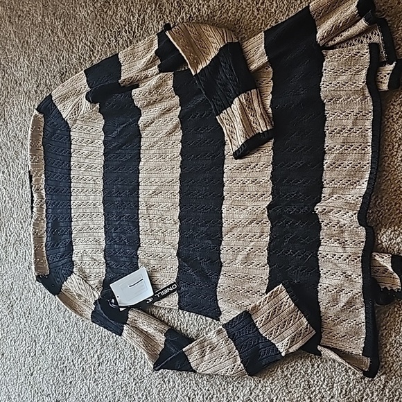 O'Neil Stripped Sweater - Picture 6 of 6